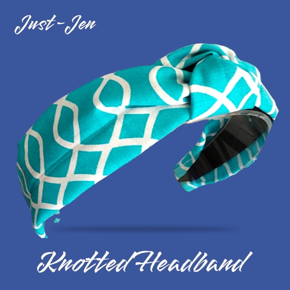 Just-Jen Blue and White Knotted Turban Style Casual Fashion Headband!! - Picture 2 of 9